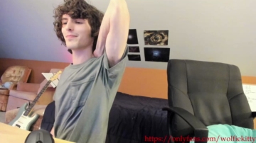 Wolfiekitty  02-12-2021 video trimmed